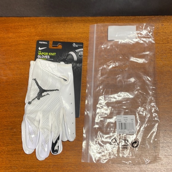Nike Air Jordan Vapor Knit Football Gloves. Size XL. NWT. - Picture 9 of 11